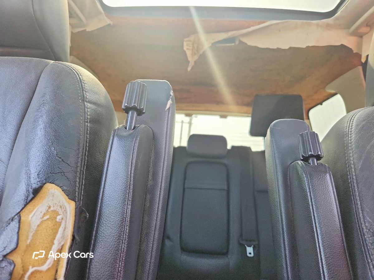 Land Rover LR2 2012