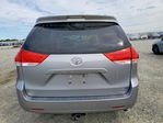 Toyota Sienna 2012