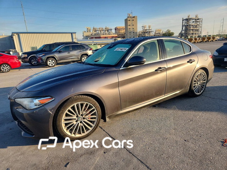 Alfa Romeo Giulia 2017 - Image 1 of 12