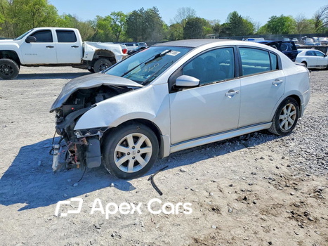 Nissan Sentra 2012 - Image 1 of 14