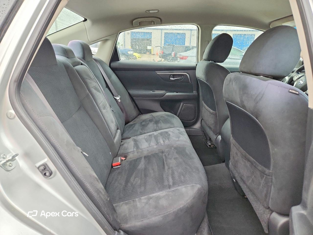 Nissan Altima 2015