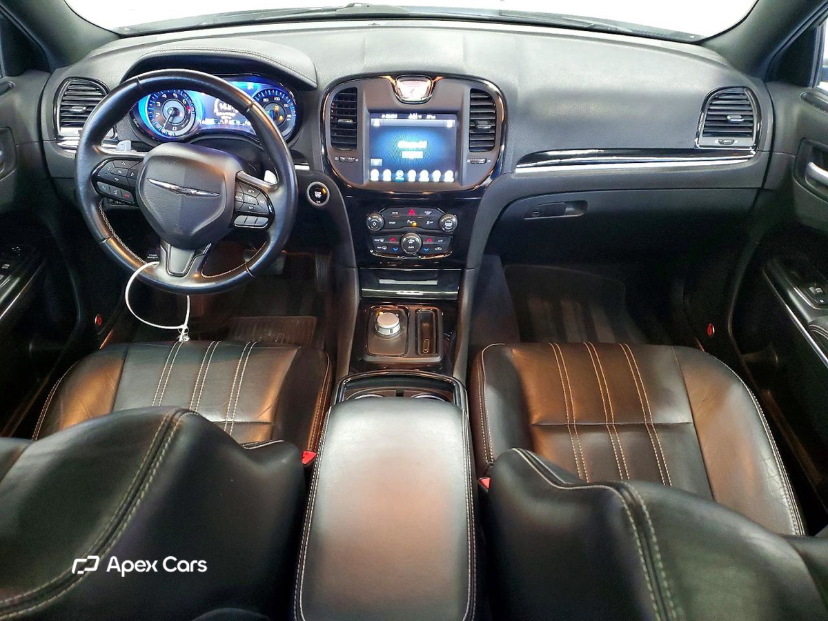 Chrysler 300 2017