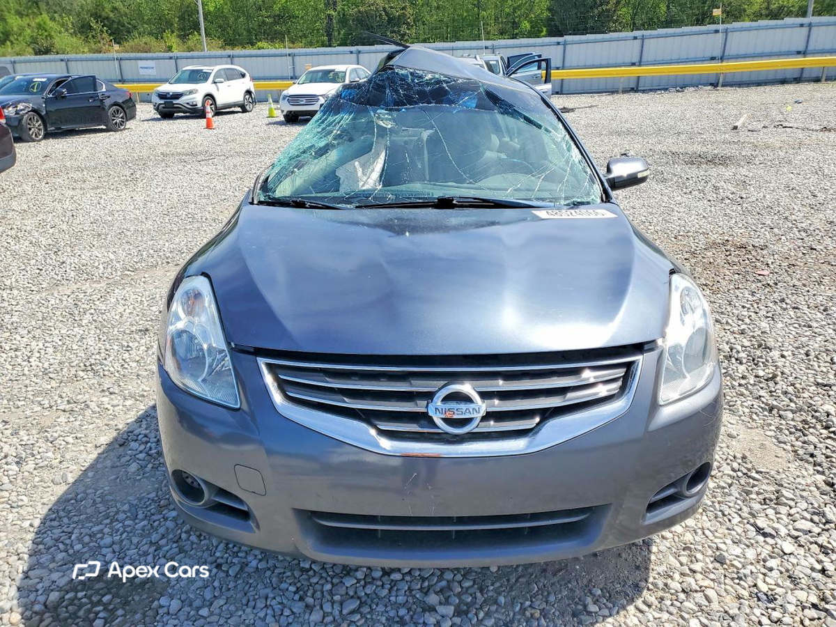 Nissan Altima 2011