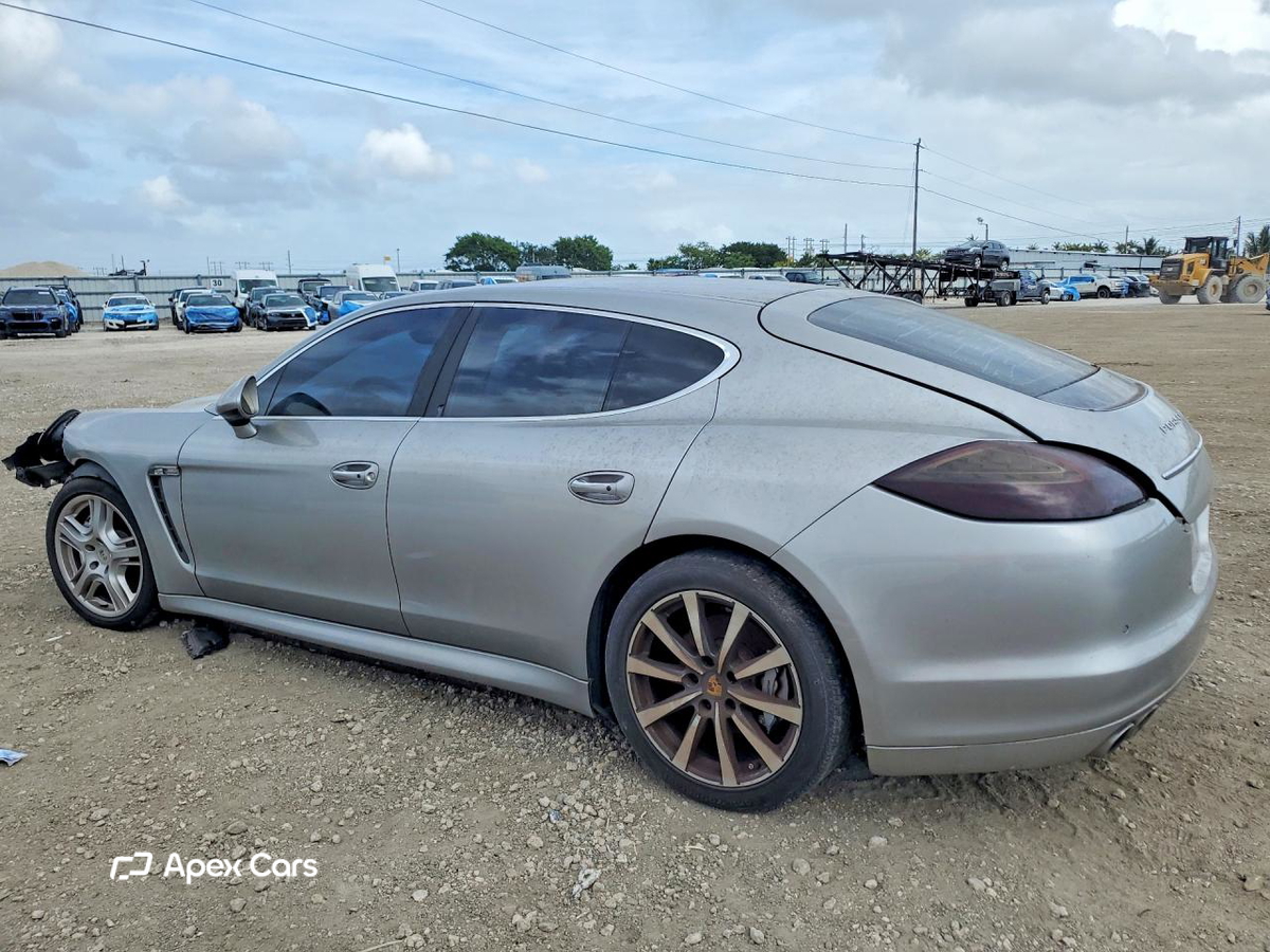 Porsche Panamera 2011