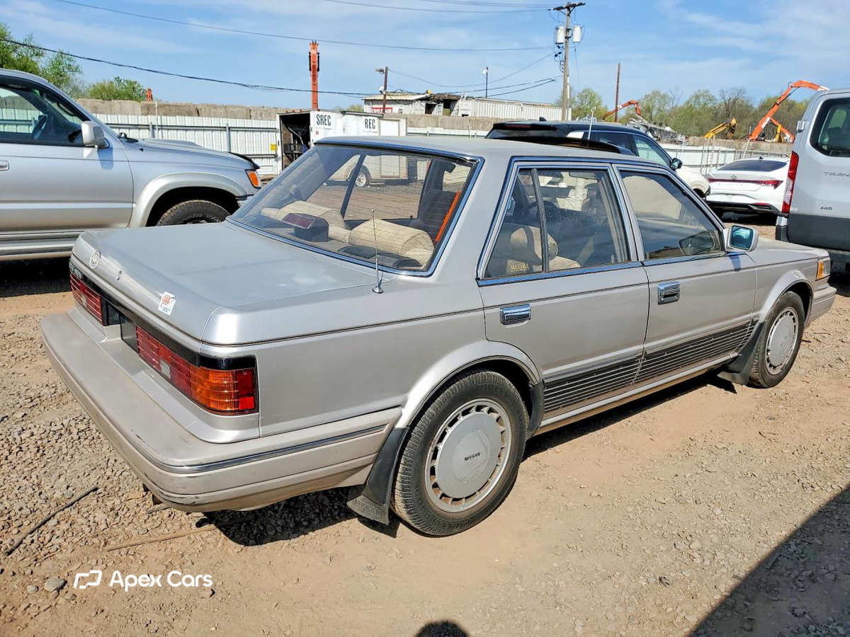 Nissan Maxima 1987