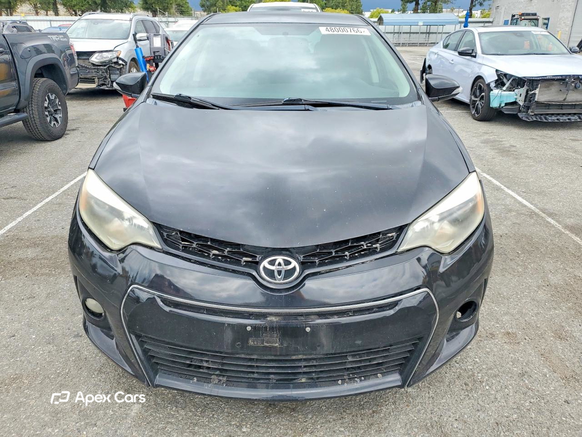Toyota Corolla 2015