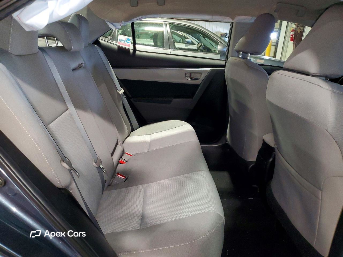 Toyota Corolla 2015