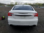 Chrysler 200 2013