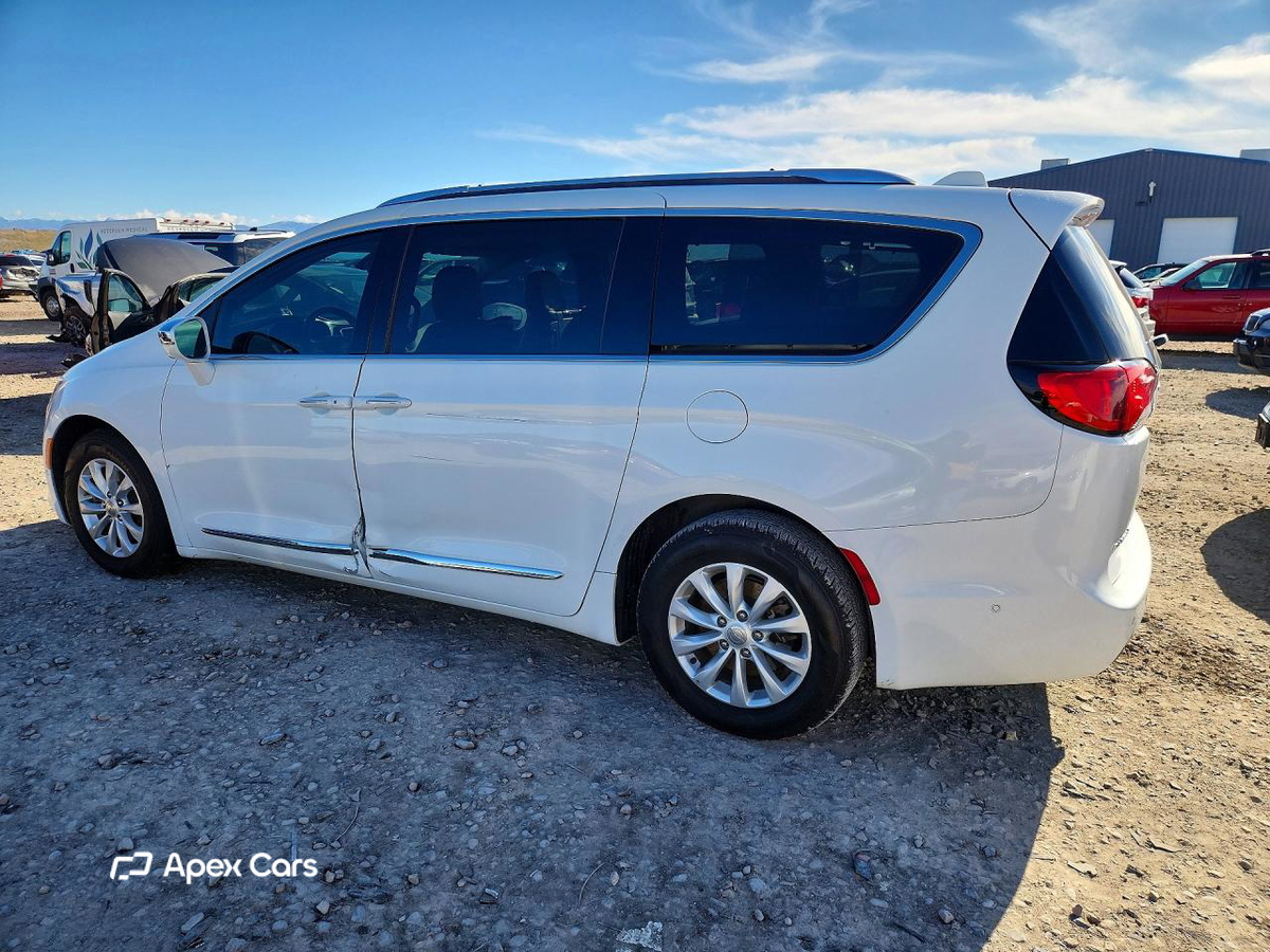 Chrysler Pacifica 2017