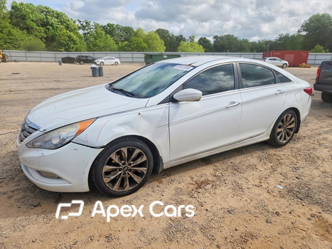 Hyundai Sonata 2013 - Image 1 of 12
