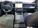 Land Rover Defender 2026