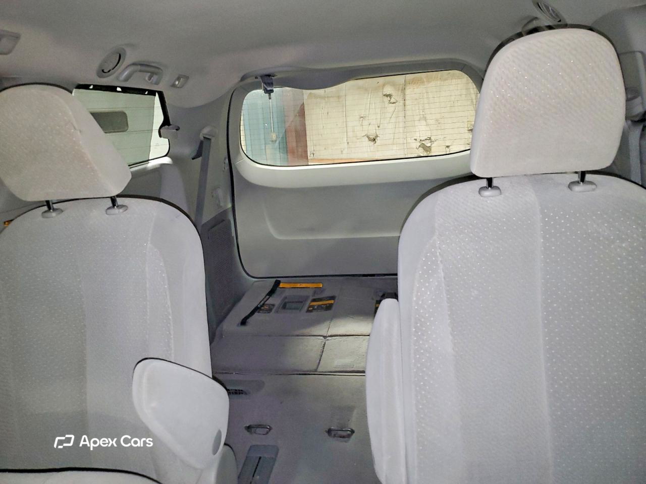 Toyota Sienna 2011