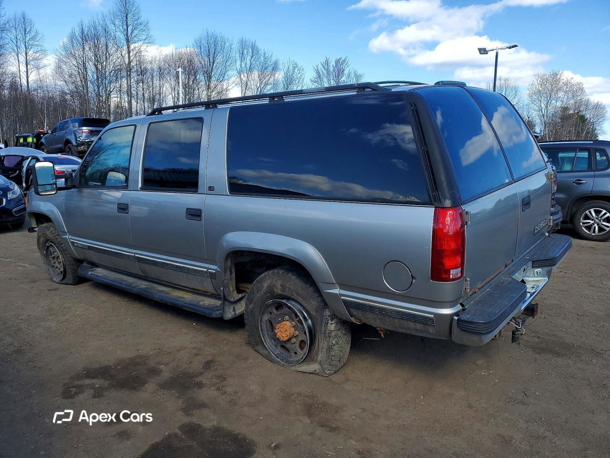 Chevrolet Suburban 1999