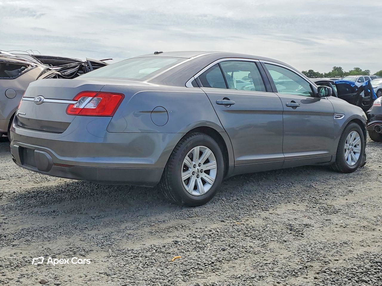 Ford Taurus 2012