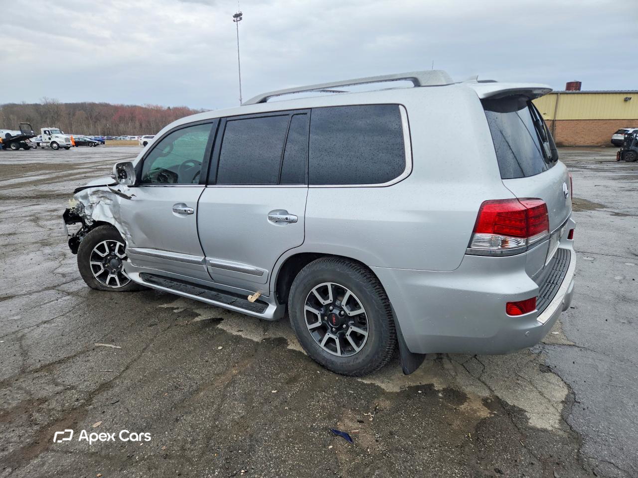 Lexus LX 2013