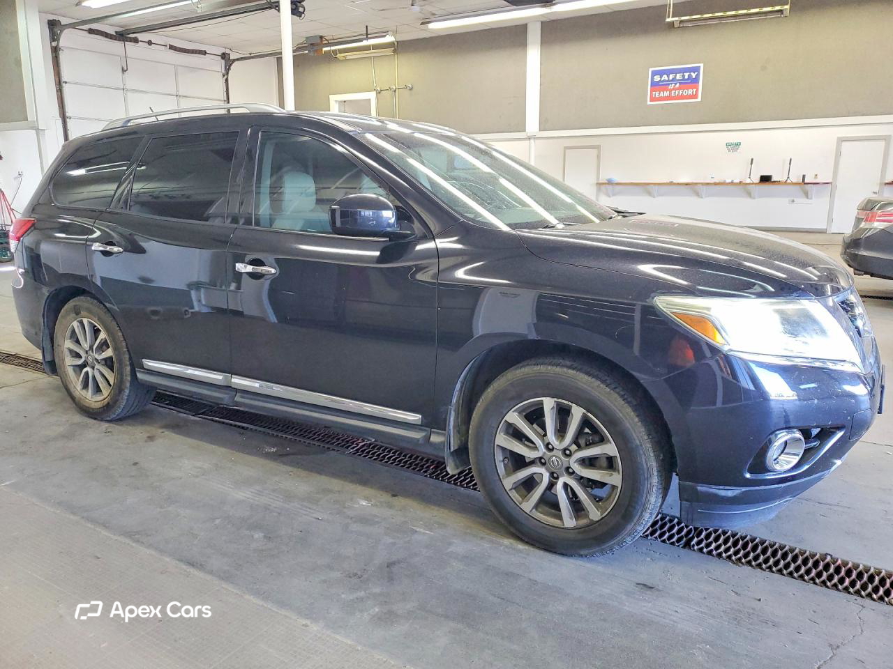 Nissan Pathfinder 2016