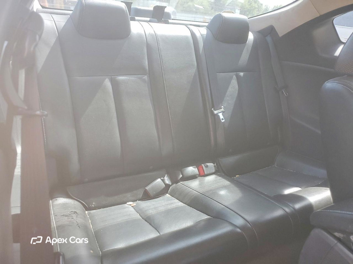 Nissan Altima 2010