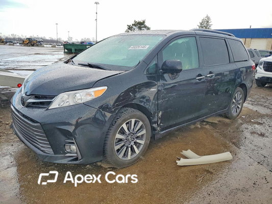 Toyota Sienna 2018 - Image 1 of 14
