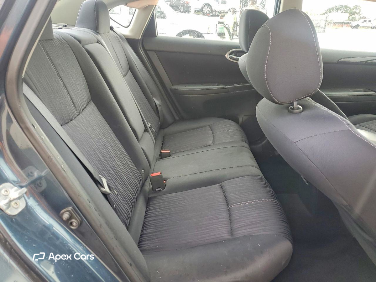 Nissan Sentra 2016