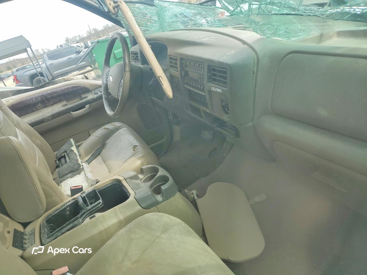 Ford Excursion 2003