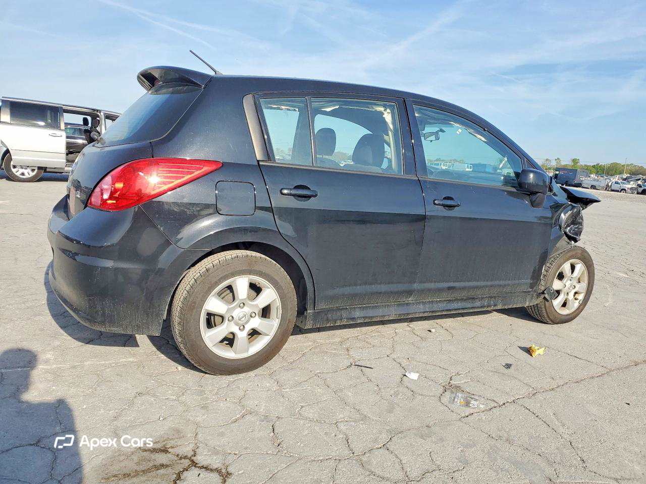 Nissan Versa 2011