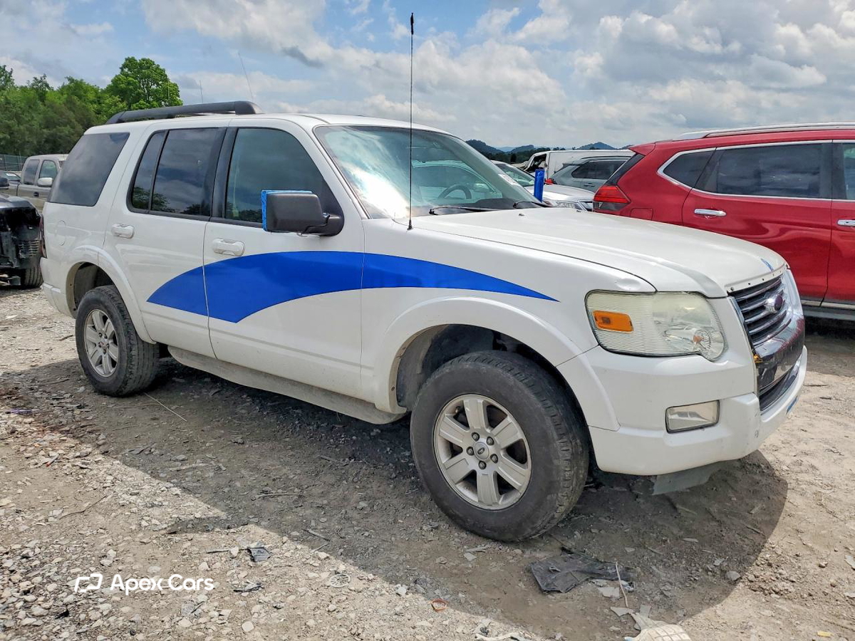 Ford Explorer 2010