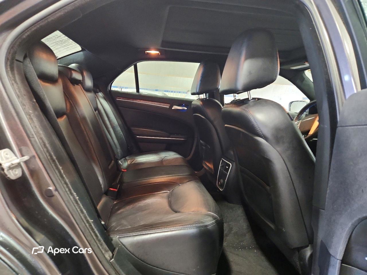 Chrysler 300 2013