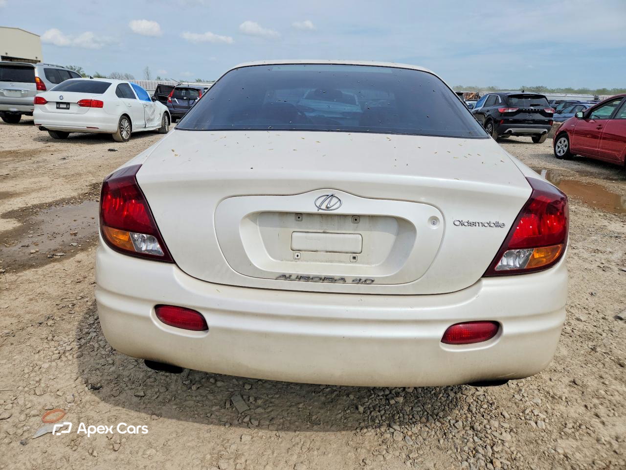 Oldsmobile Aurora 2003