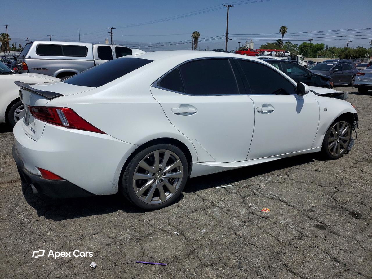 Lexus IS 2014