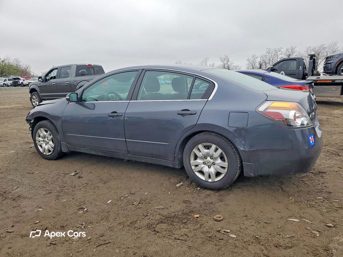 Nissan Altima 2010