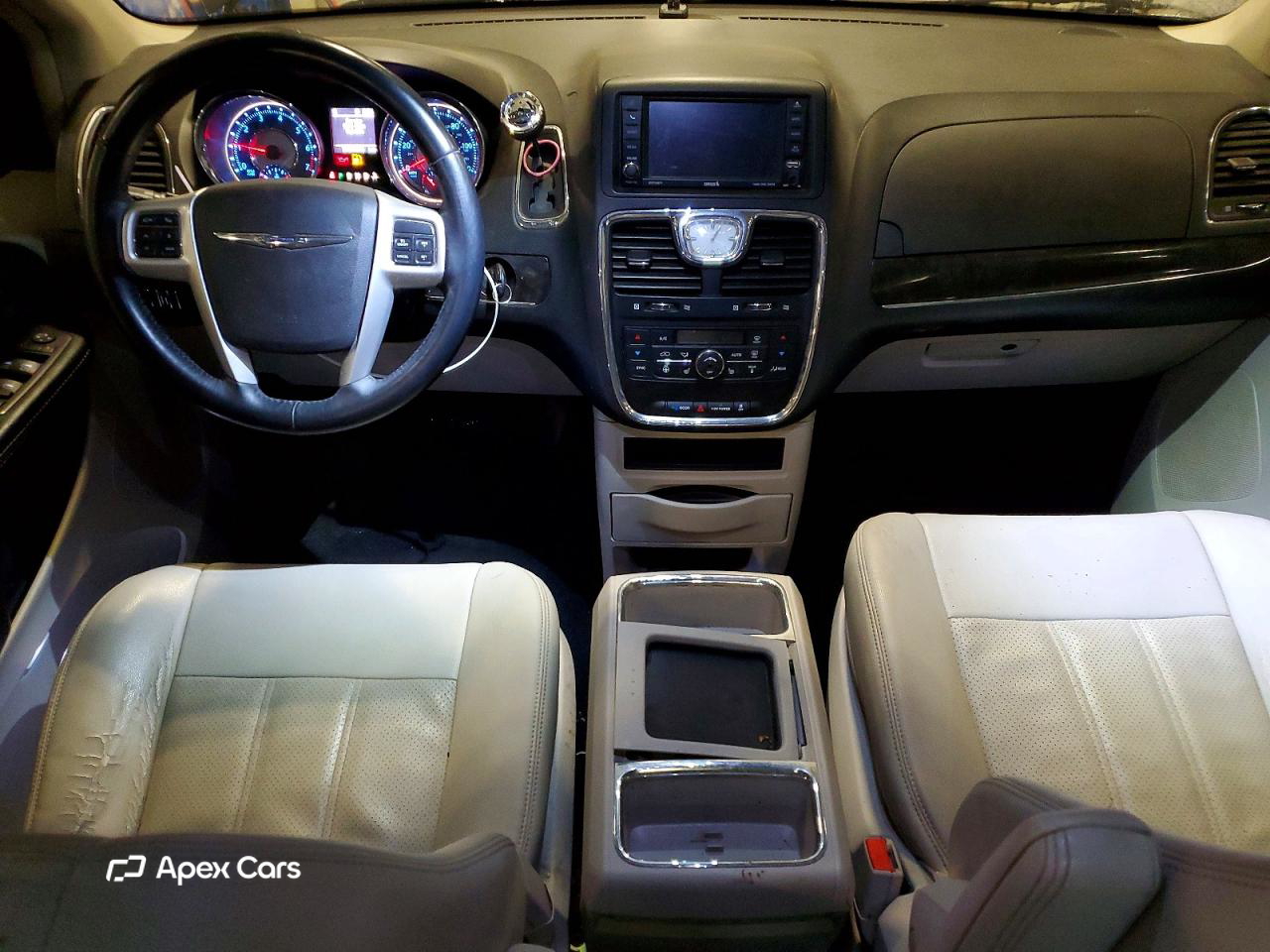 Chrysler Voyager 2015