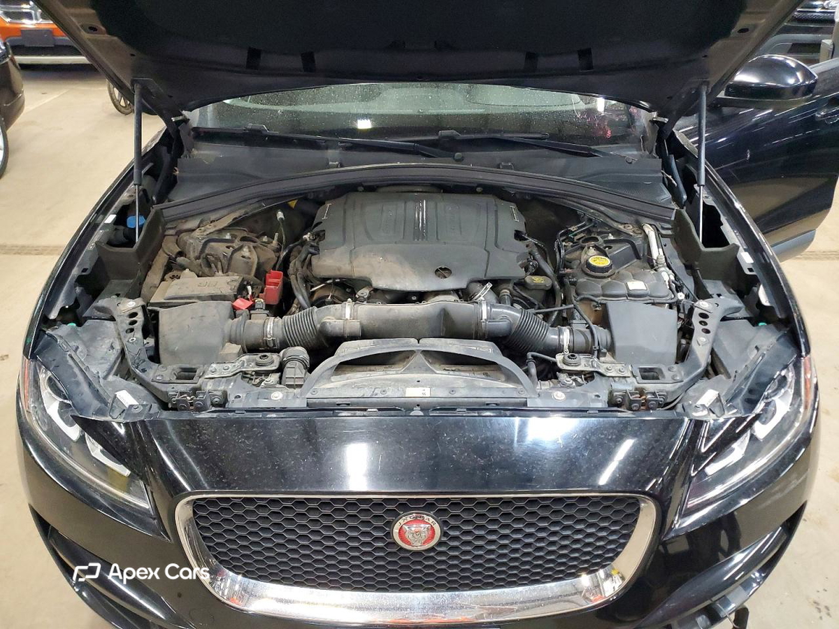 Jaguar F-Pace 2017