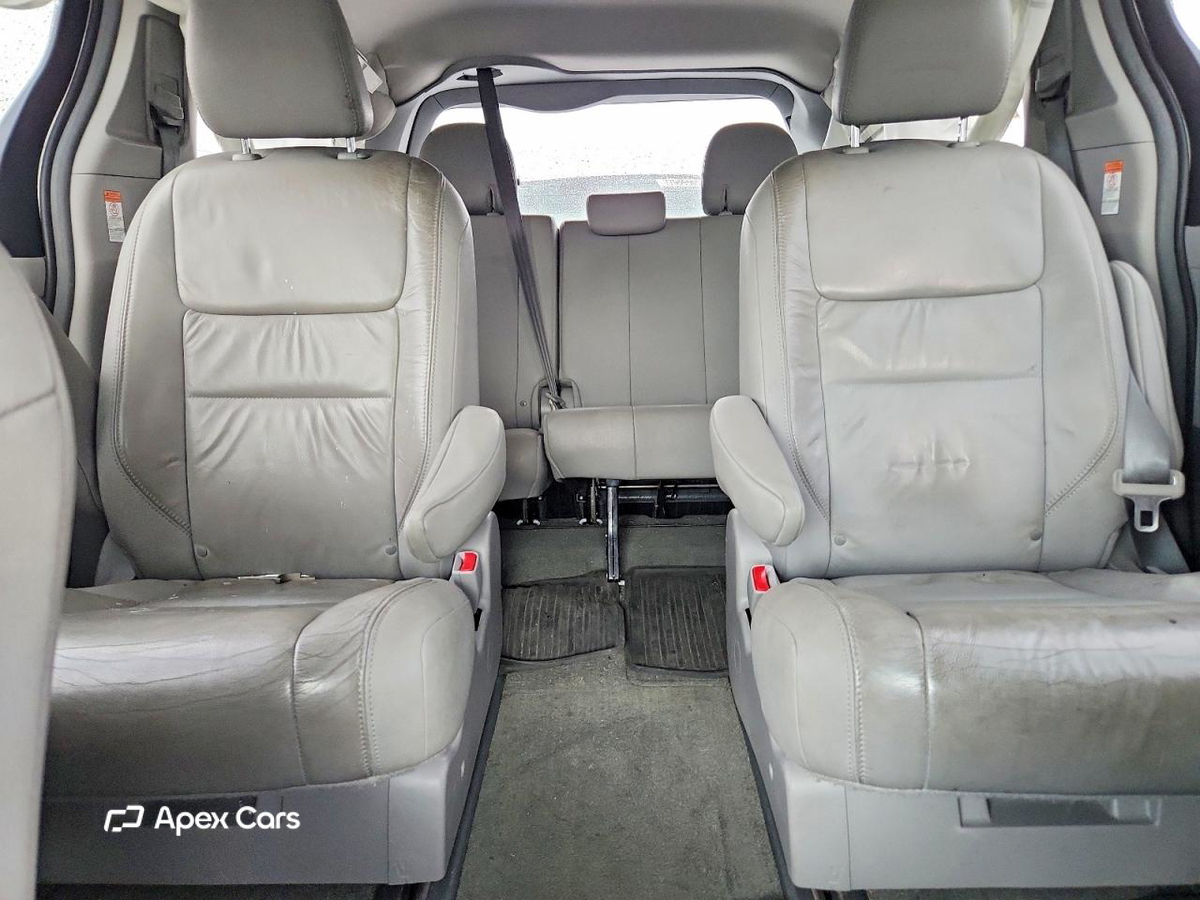 Toyota Sienna 2017
