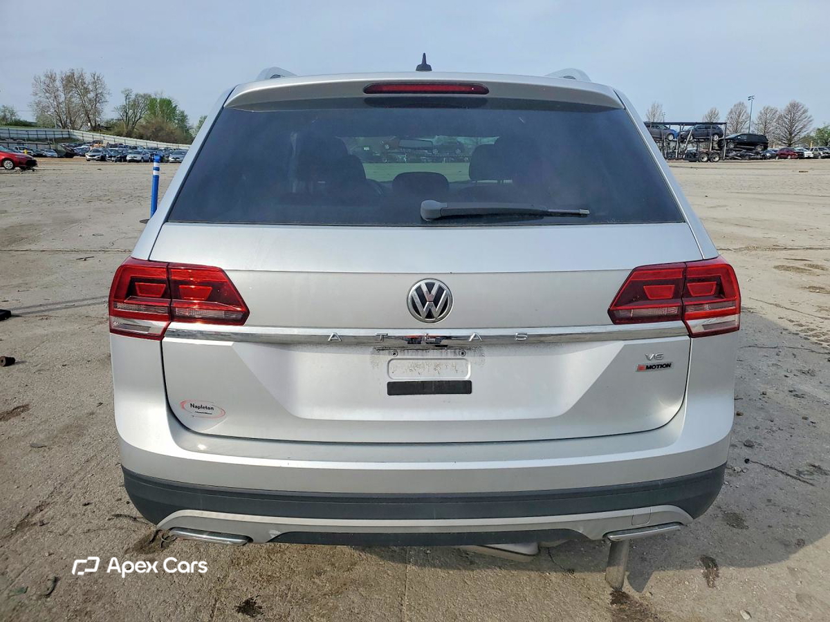 Volkswagen  2018