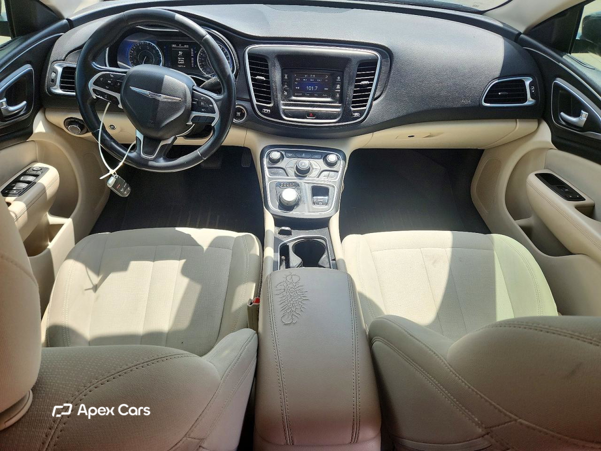 Chrysler 200 2015