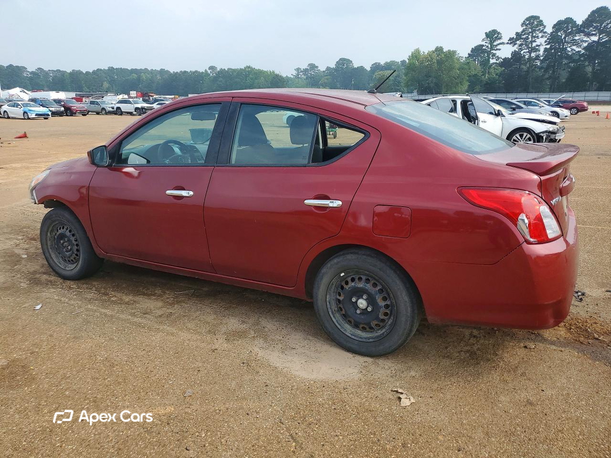 Nissan Versa 2018