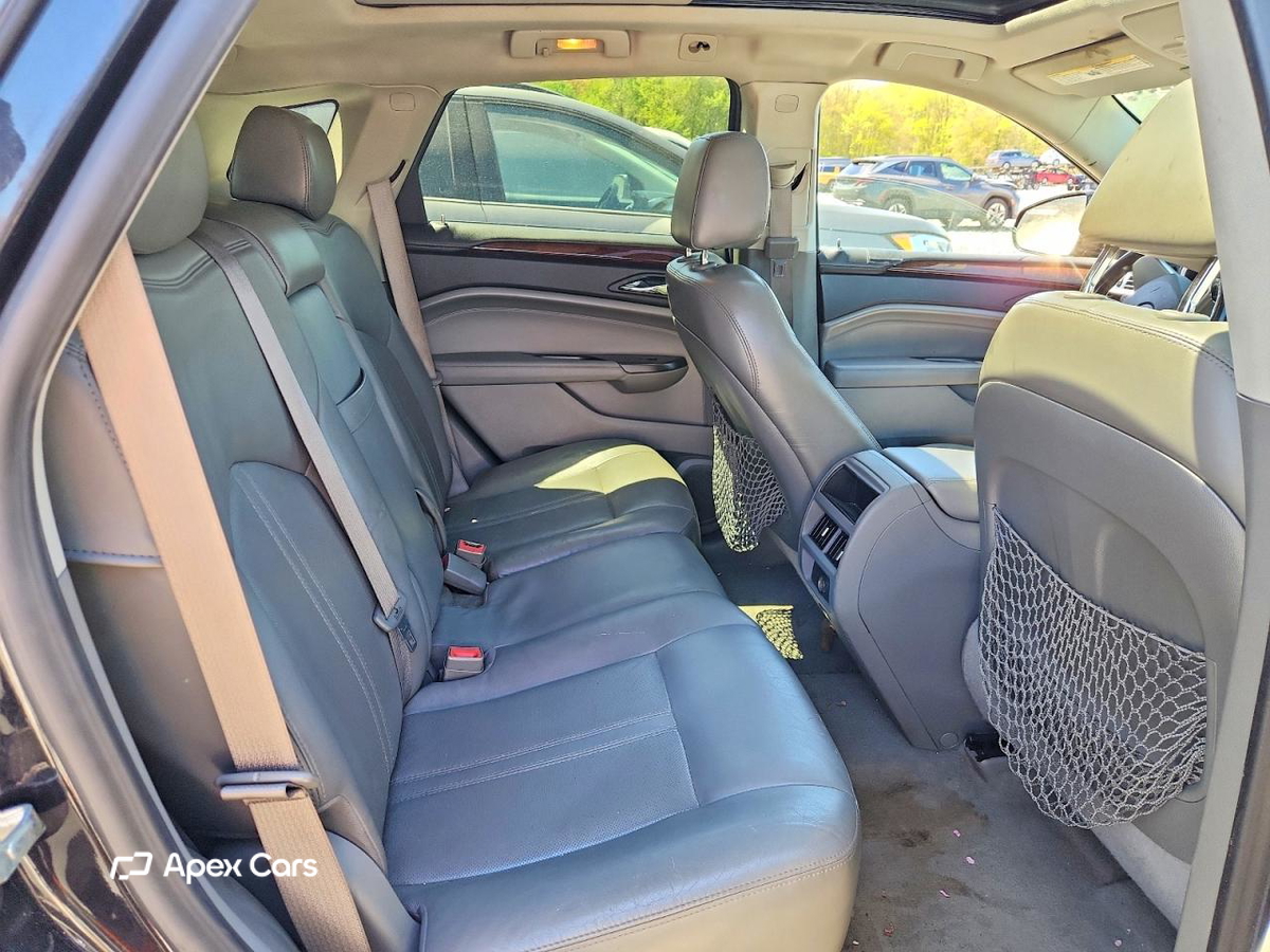 Cadillac SRX 2012