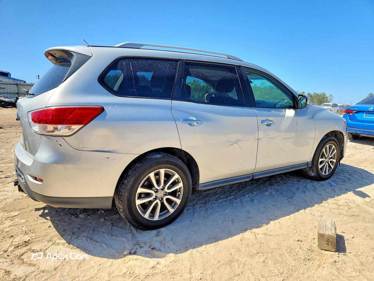 Nissan Pathfinder 2016