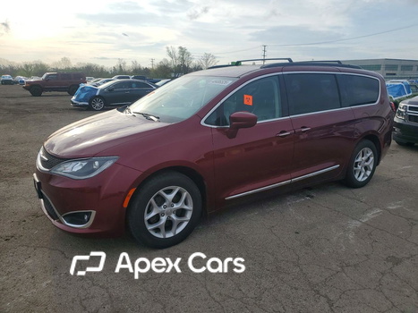 Chrysler Pacifica 2017 - Zdjęcie 1 z 14