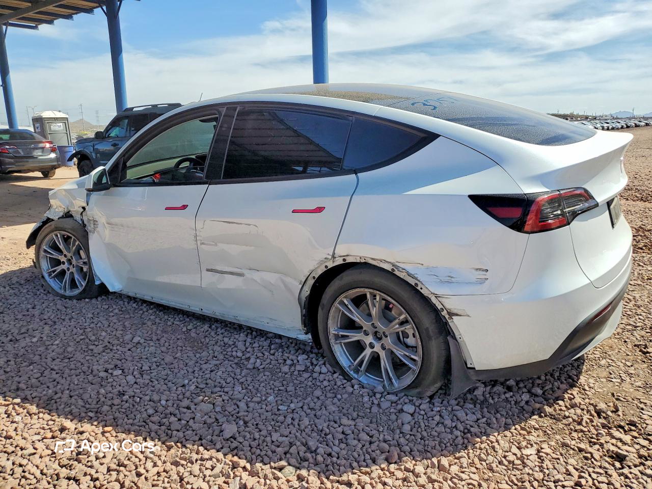 Tesla Model Y 2024