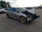Toyota Camry 2016