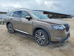 Nissan Pathfinder 2024