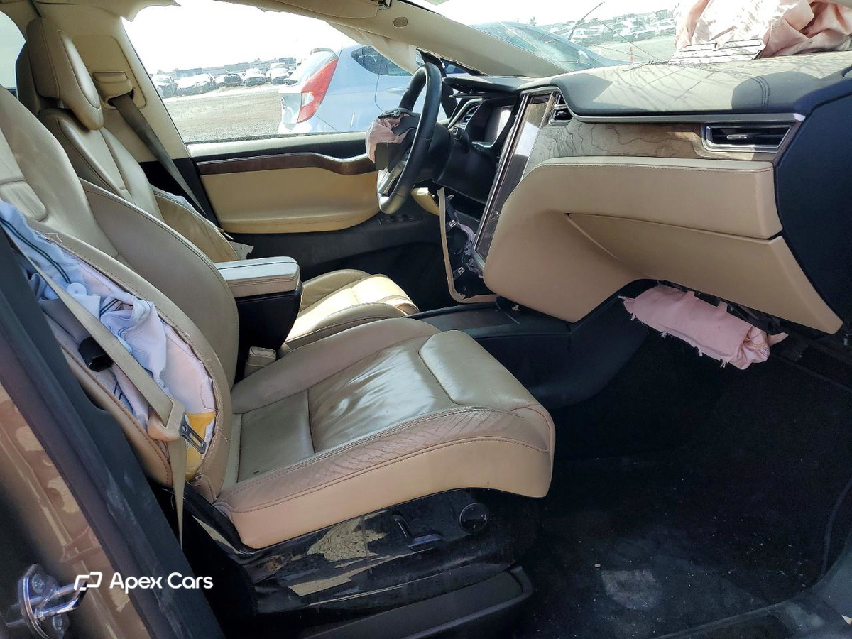 Tesla Model X 2016