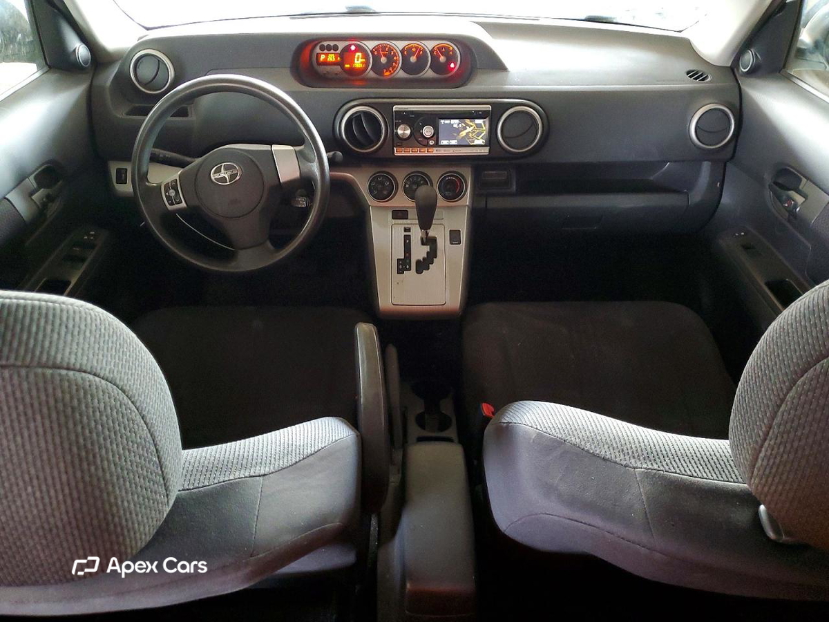 Scion xB 2010