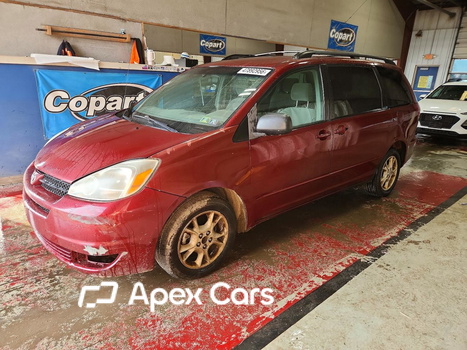 Toyota Sienna 2004 - Image 1 of 12