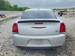 Chrysler 300 2021