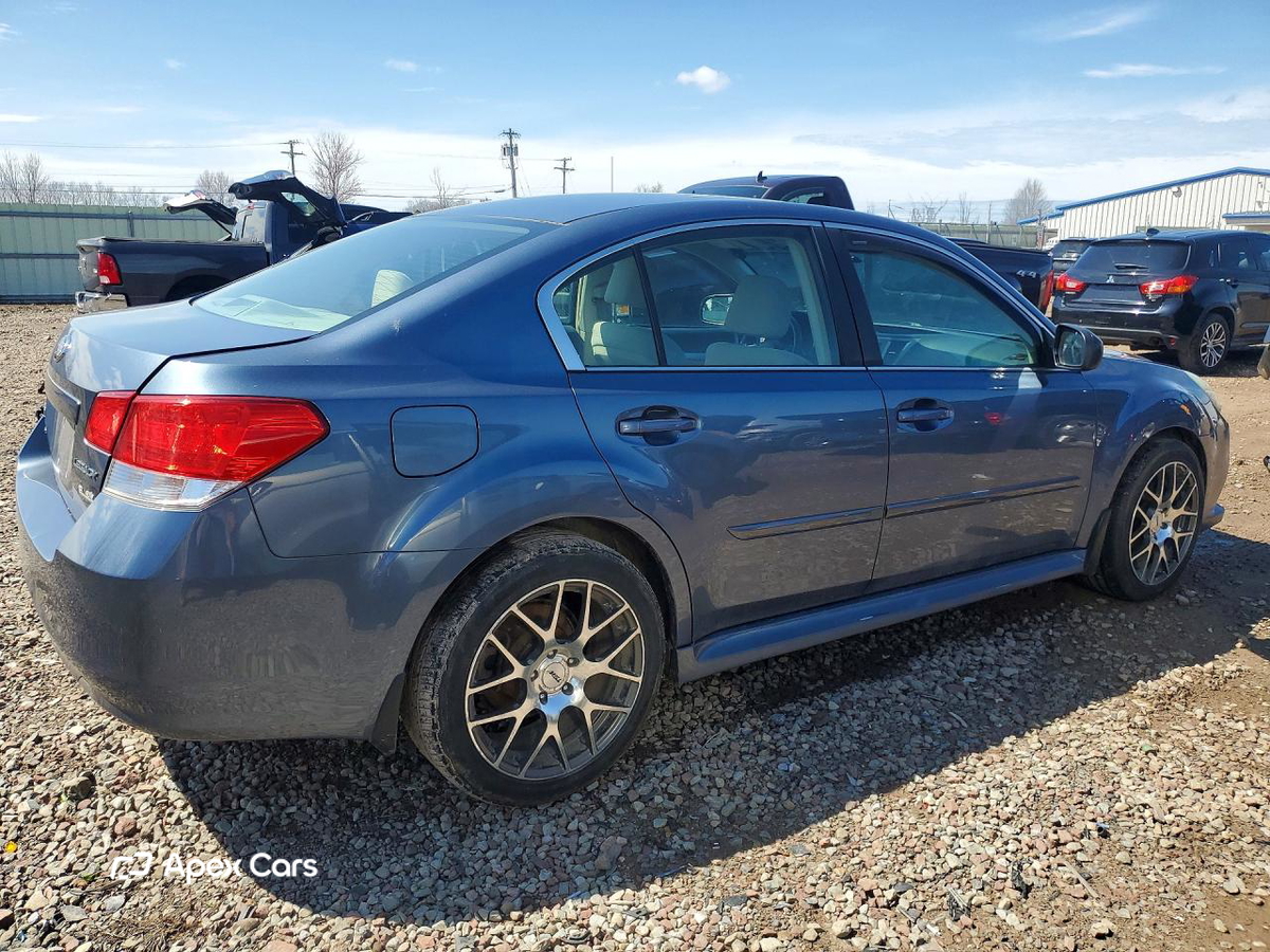 Subaru Legacy 2014
