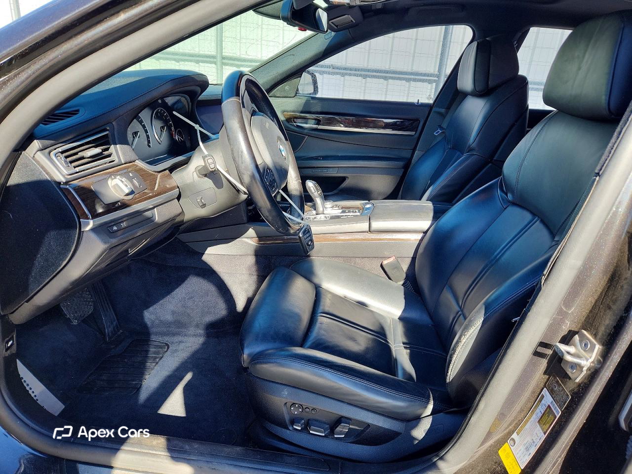 BMW Series 7 2010