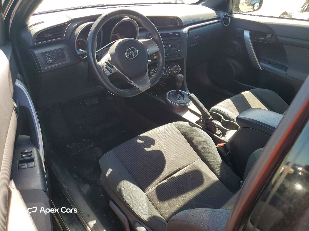 Scion tC 2012