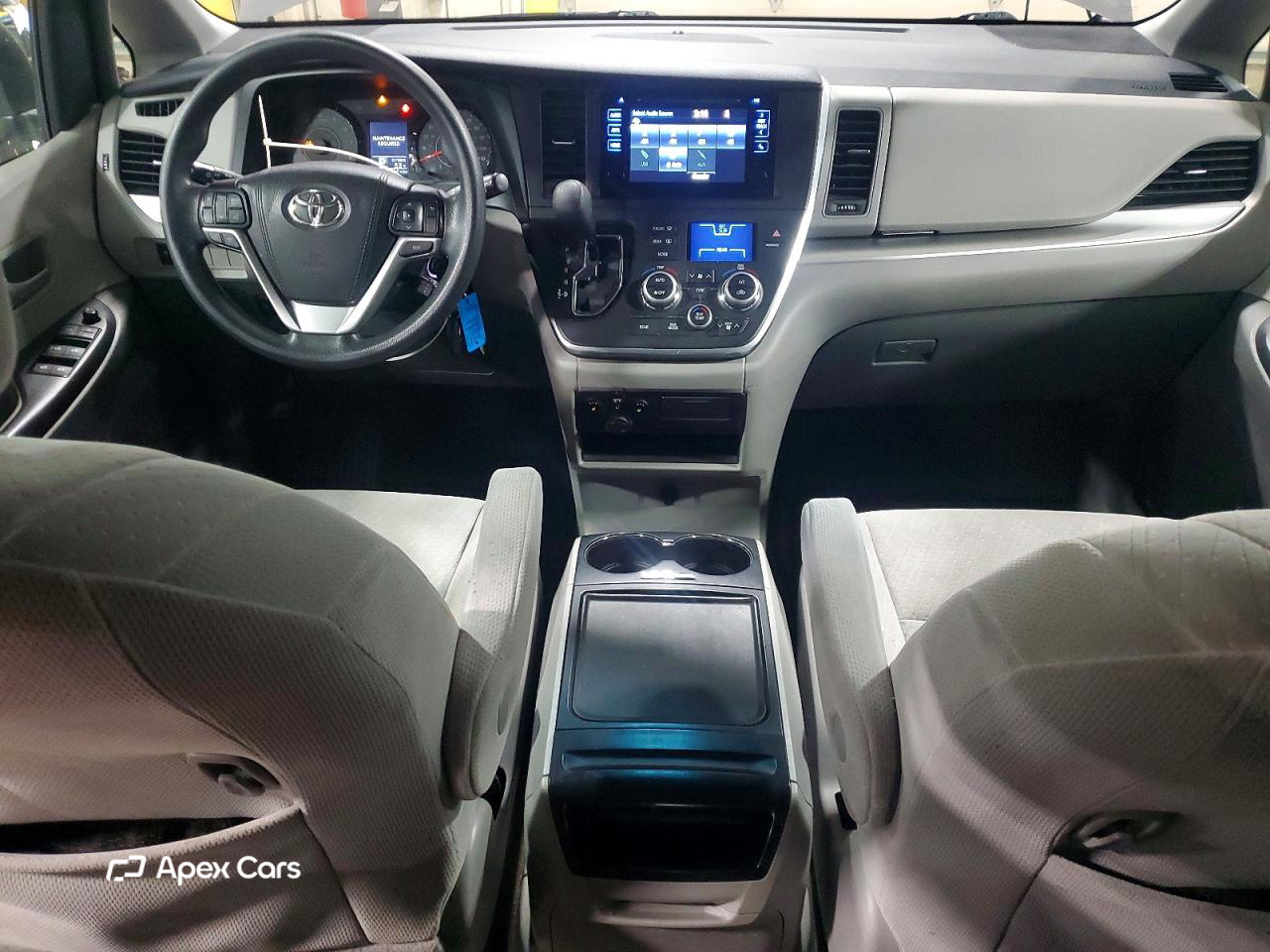 Toyota Sienna 2017